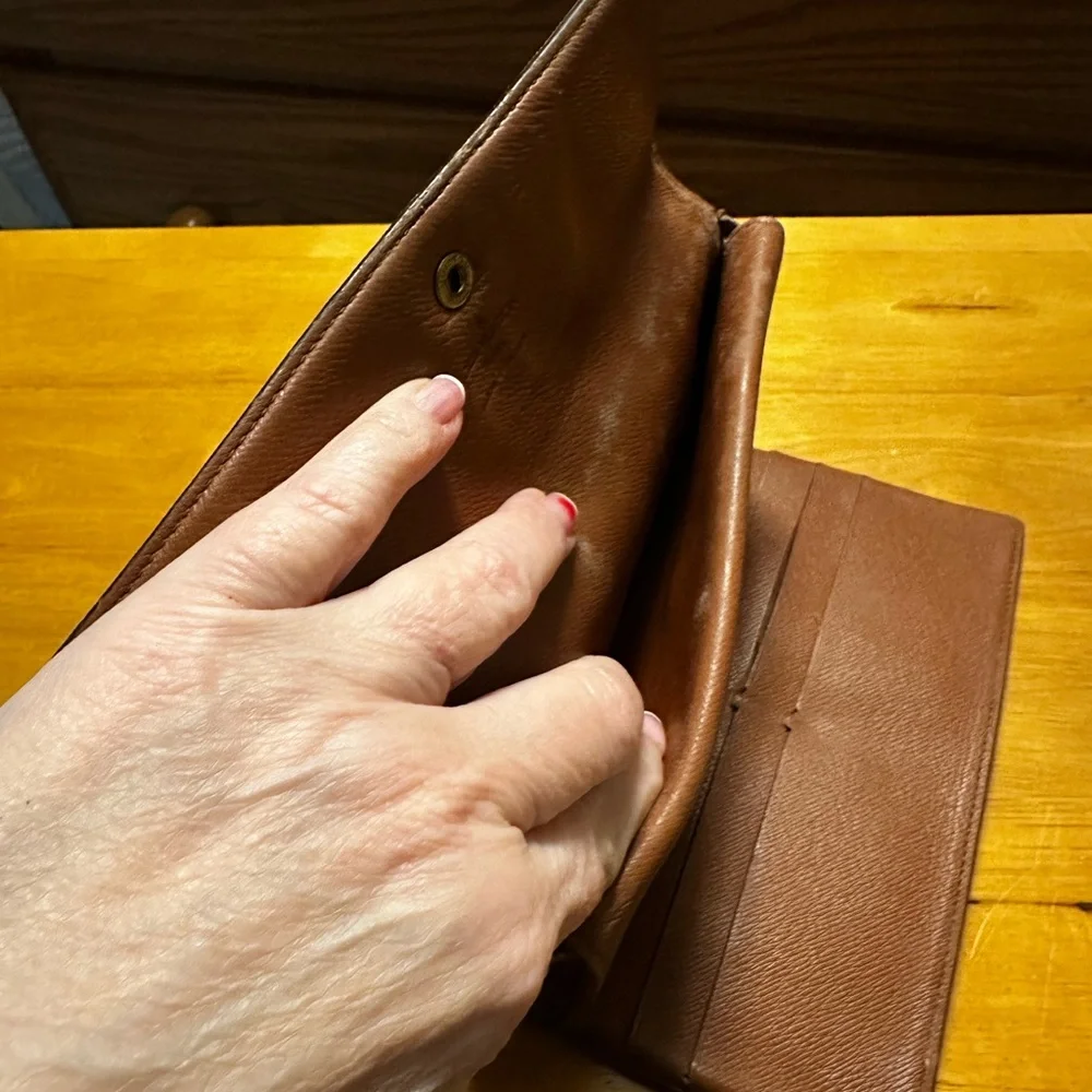 Louis Vuitton Brown Monogram Large International Trifold Wallet - Picture 8 of 11